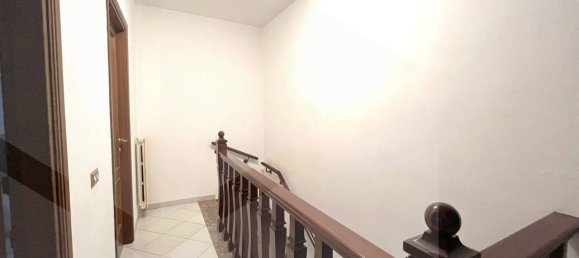 Casa de 7 divisões em Pontedera, Italy N.º 21913 26