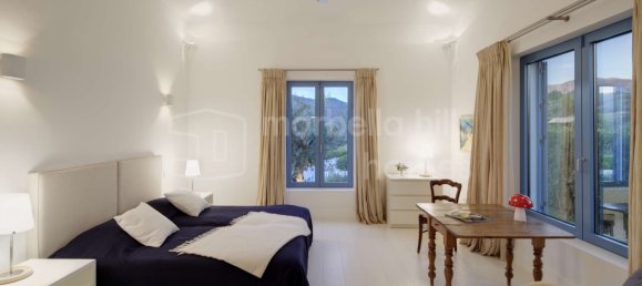 4 bedrooms Villa in Malaga, Spain No. 121297 7