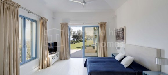 4 bedrooms Villa in Malaga, Spain No. 121297 5