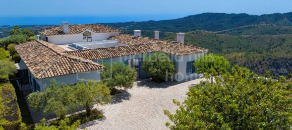 4 bedrooms Villa in Malaga, Spain No. 121297 30