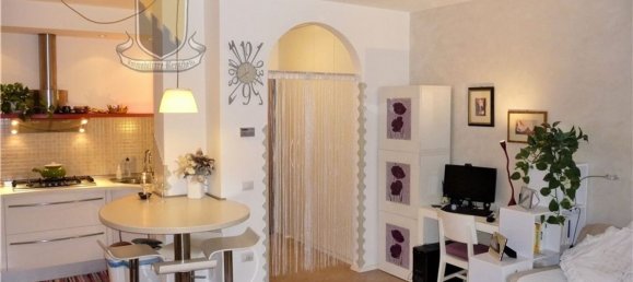 Apartamento de 4 habitaciónes en Monteriggioni, Italy No. 220166 2