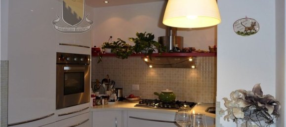 Apartamento de 4 habitaciónes en Monteriggioni, Italy No. 220166 9