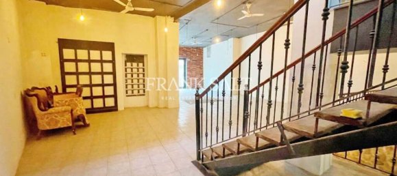  محل تجاري في Birkirkara, Malta 300متر مربع رقم 12364 5