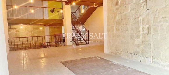  محل تجاري في Birkirkara, Malta 300متر مربع رقم 12364 6