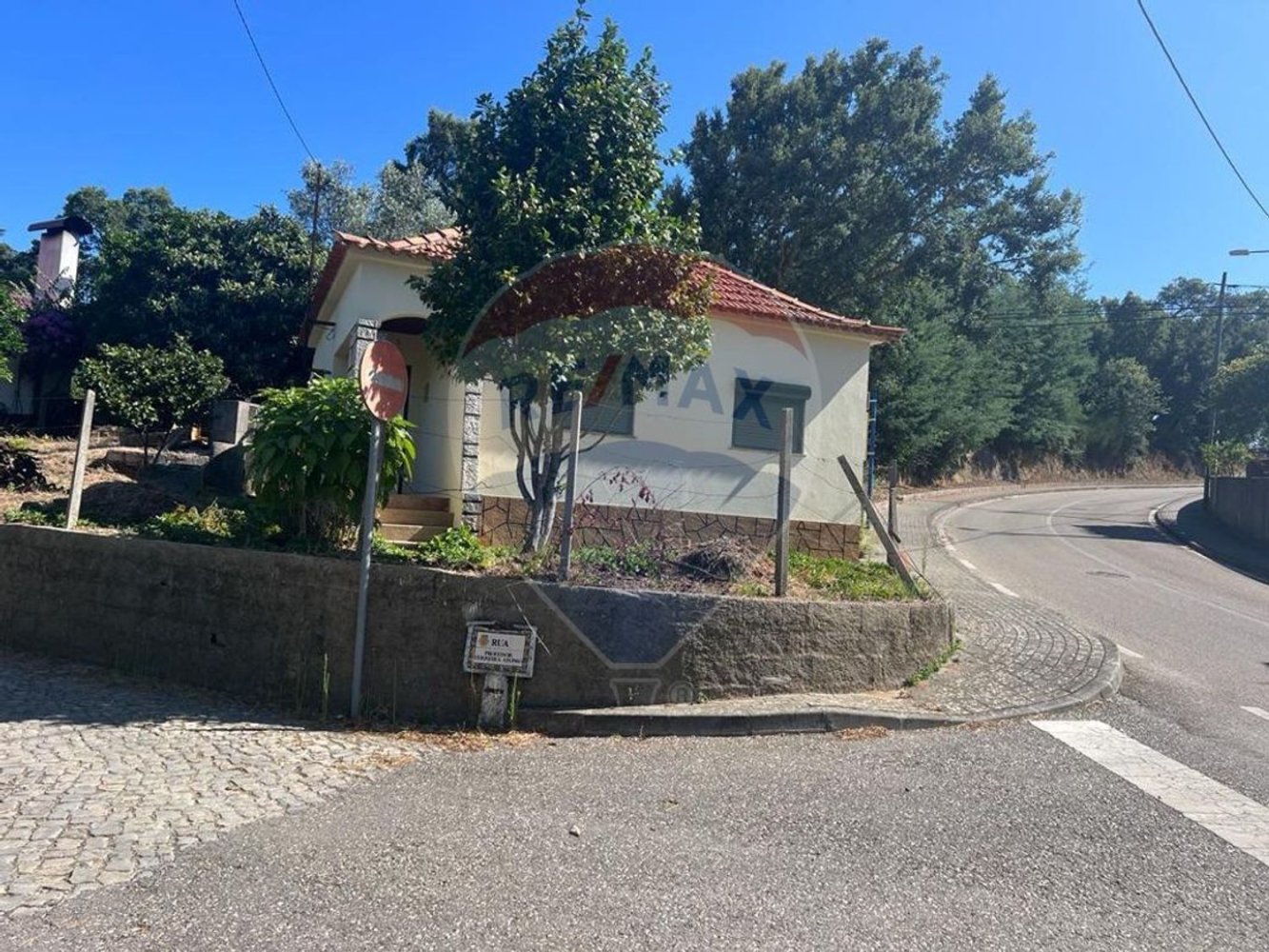 2 bedrooms House in Macas de Dona Maria, Portugal No. 24419