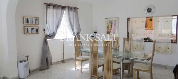3 bedrooms Villa in Marsaskala, Malta No. 6272 4