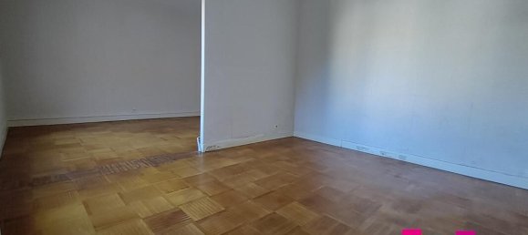 2 bedrooms Apartment in Nantes, France No. 333084 2