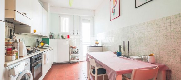 Apartamento de 4 dormitorios en Riccione, Italy No. 326797 8