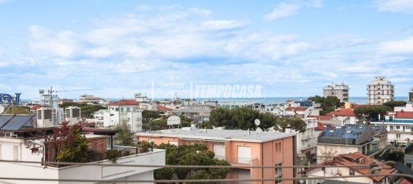 Apartamento de 4 dormitorios en Riccione, Italy No. 326797 26