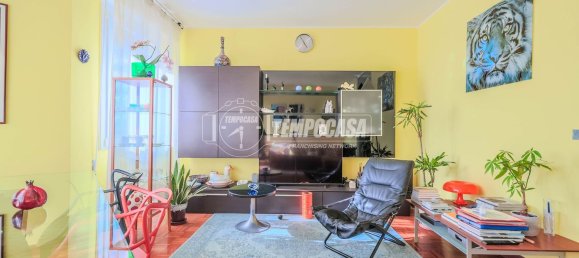 Apartamento de 4 dormitorios en Riccione, Italy No. 326797 6