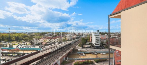 Apartamento de 4 dormitorios en Riccione, Italy No. 326797 23