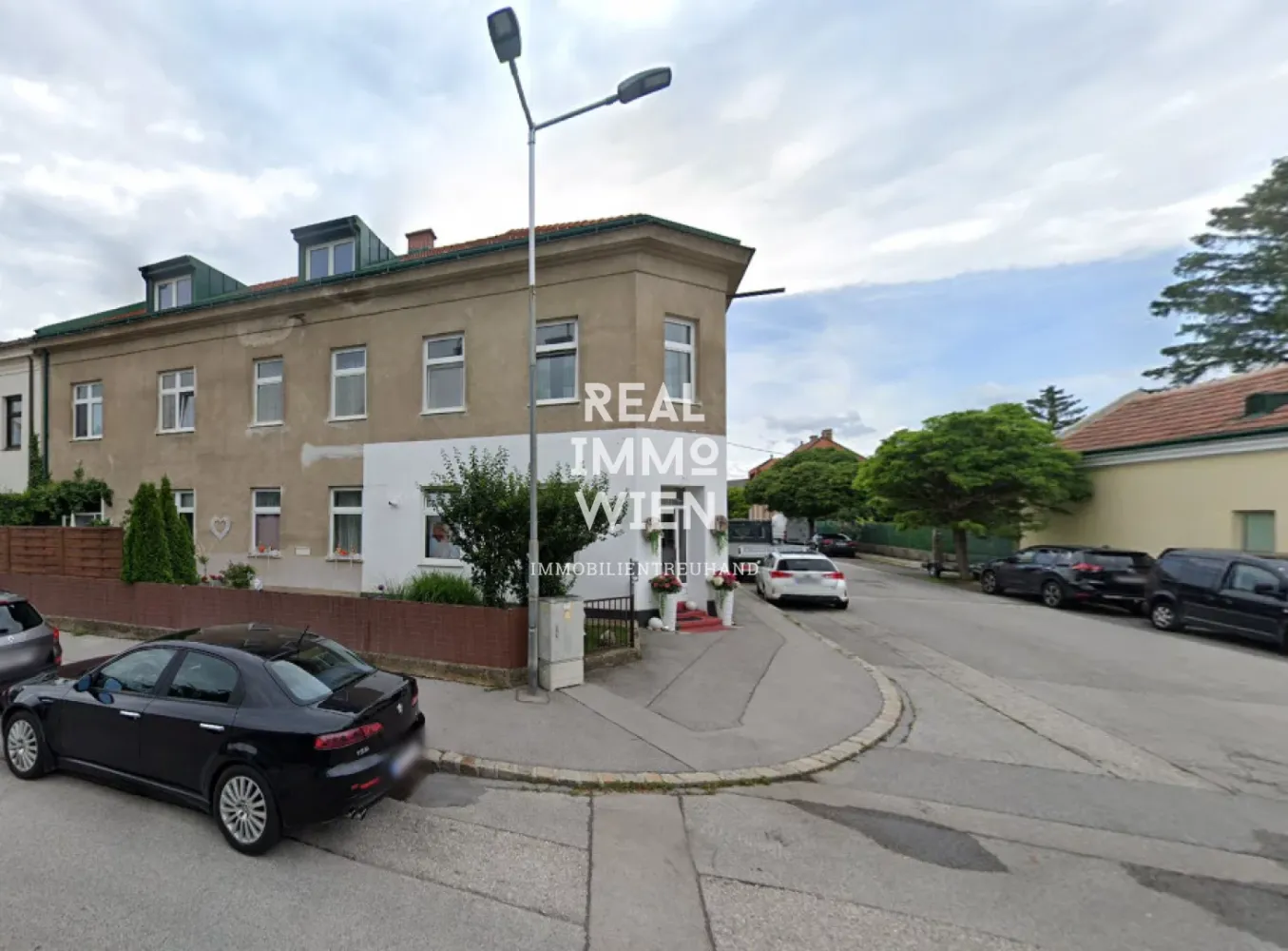 1038m² Land in Himberg, Austria No. 94685