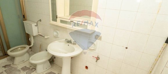 2 bedrooms House in Misterbianco, Italy No. 380120 16