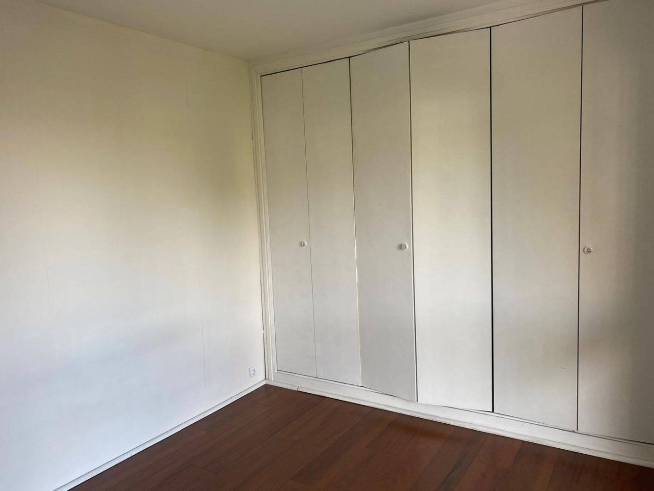 3 bedrooms Apartment in Les Mureaux, France No. 334554