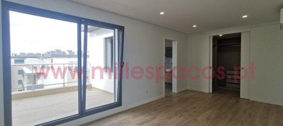 Dúplex de 4 dormitorios en Montijo, Portugal No. 86207 37