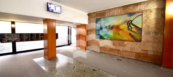 3 rooms Apartment in Milan, Italy No. 248099 44