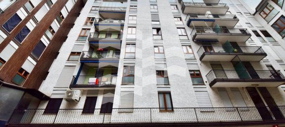 3 rooms Apartment in Milan, Italy No. 248099 37