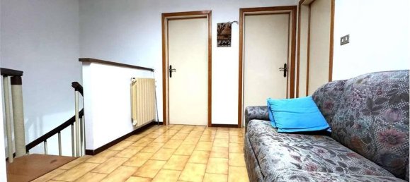 Casa de 5 divisões em Prato, Italy N.º 41659 22