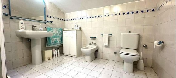 Casa de 5 divisões em Prato, Italy N.º 41659 24