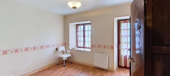 Casa T2 em Saint-Senoux, France N.º 331956 8