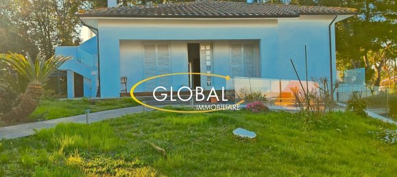 8 rooms Villa in Numana, Italy No. 212357 13