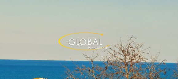 8 rooms Villa in Numana, Italy No. 212357 2