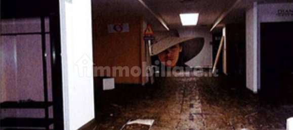 5 rooms Warehouse in Spoltore, Italy No. 298072 8