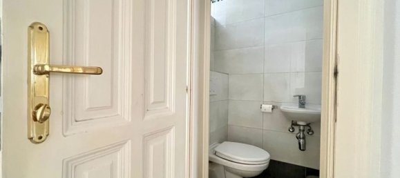 2 rooms Apartment in Rudolfsheim-Funfhaus, Austria No. 211071 9