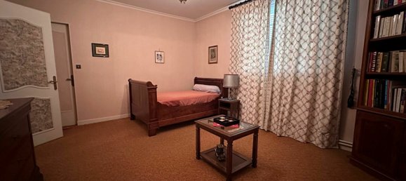 5 bedrooms House in Saint-Doulchard, France No. 87010 14