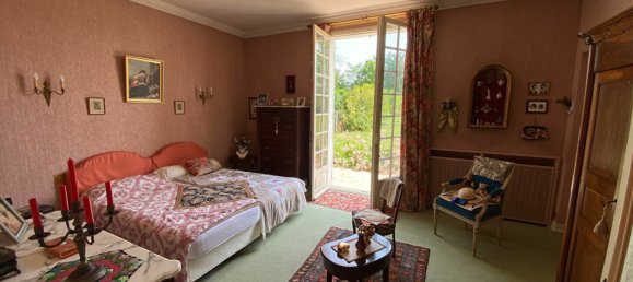 5 bedrooms House in Saint-Doulchard, France No. 87010 9