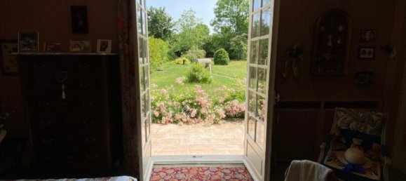 5 bedrooms House in Saint-Doulchard, France No. 87010 15