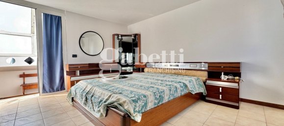 4 bedrooms Apartment in Florence, Italy No. 350935 13