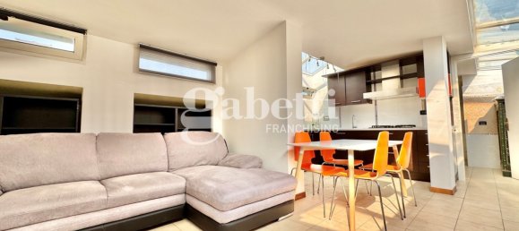 4 bedrooms Apartment in Florence, Italy No. 350935 7