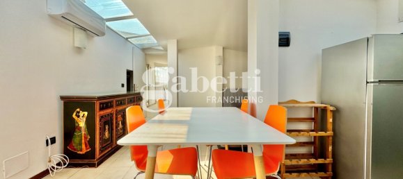 4 bedrooms Apartment in Florence, Italy No. 350935 3