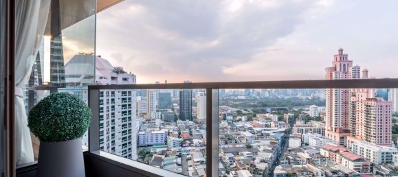2 bedrooms Condo in The Lumpini 24 Bangkok, Thailand No. 30151 4