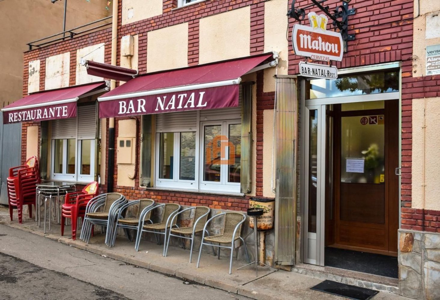  عقار تجاري في Leon, Spain 723متر مربع رقم 78023