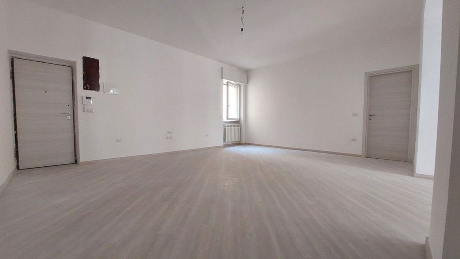 3 rooms Apartment in Foggia, Italy No. 265698