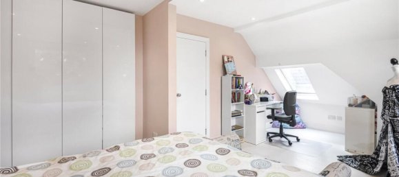 5 bedrooms House in Barnet, United Kingdom No. 6452 4