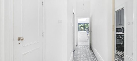 5 bedrooms House in Barnet, United Kingdom No. 6452 19