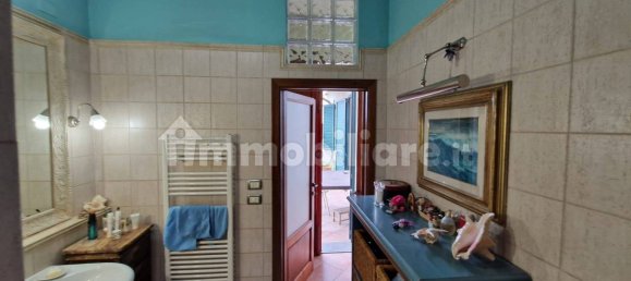 2 bedrooms House in Pistoia, Italy No. 47659 11