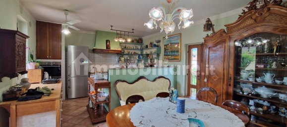 2 bedrooms House in Pistoia, Italy No. 47659 10