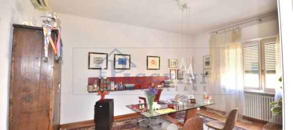 Apartamento de 2 dormitorios en Pisa, Italy No. 352020 2