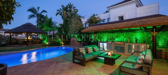 4 bedrooms Villa in La Quinta, Spain No. 74539 43