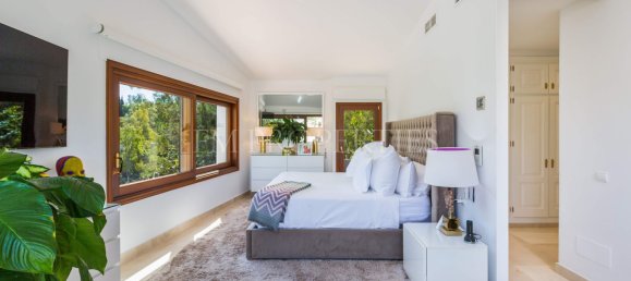 4 bedrooms Villa in La Quinta, Spain No. 74539 22