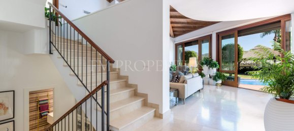 4 bedrooms Villa in La Quinta, Spain No. 74539 34