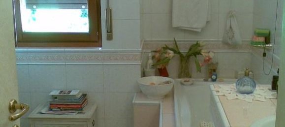 5 bedrooms Villa in Desenzano del Garda, Italy No. 253027 5