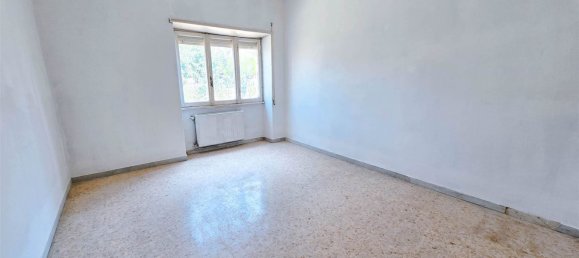 4 bedrooms Apartment in Rome, Italy No. 335210 20