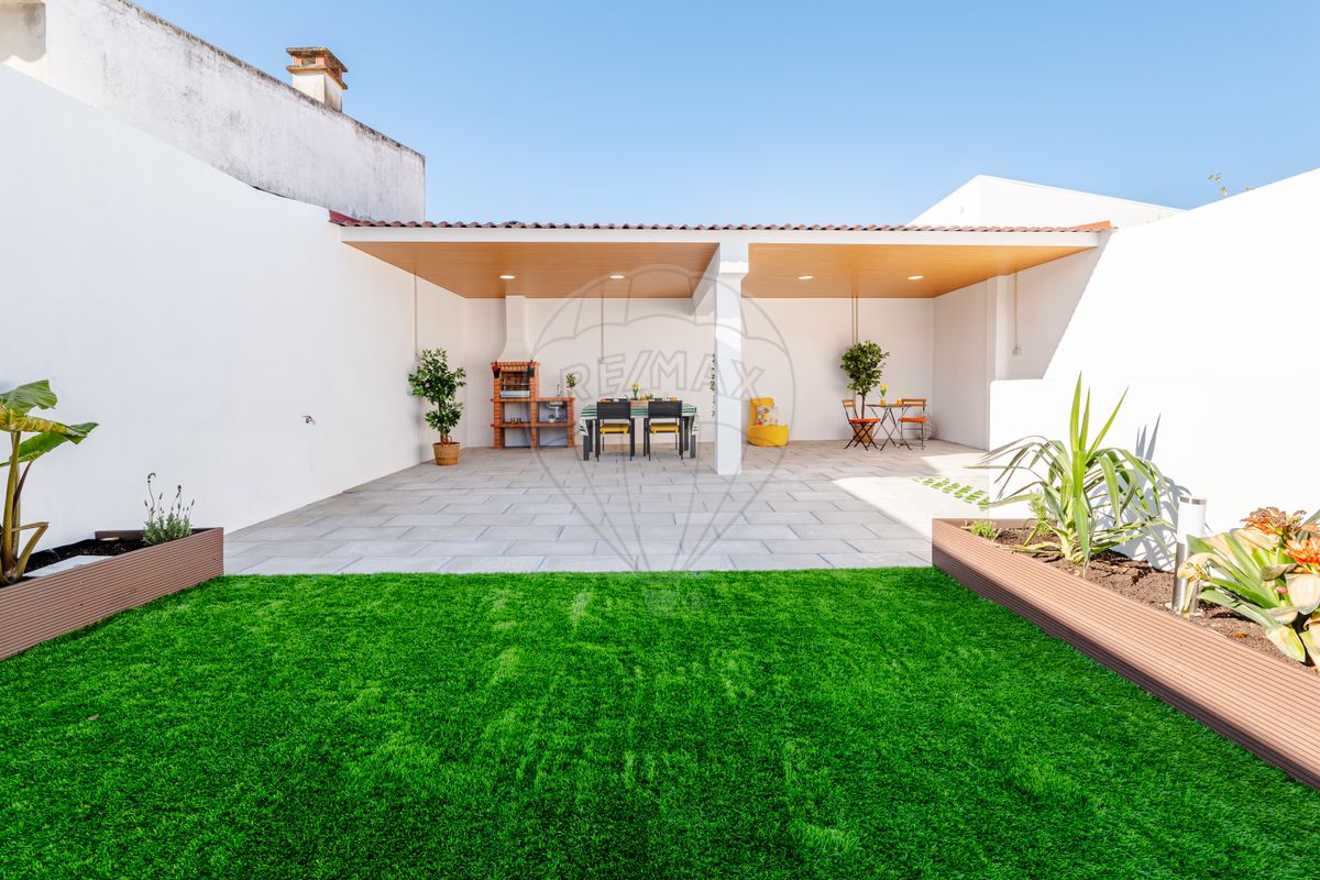 Дом с 3 спальнями в Вале ди Сантарен, Португалия № 161557