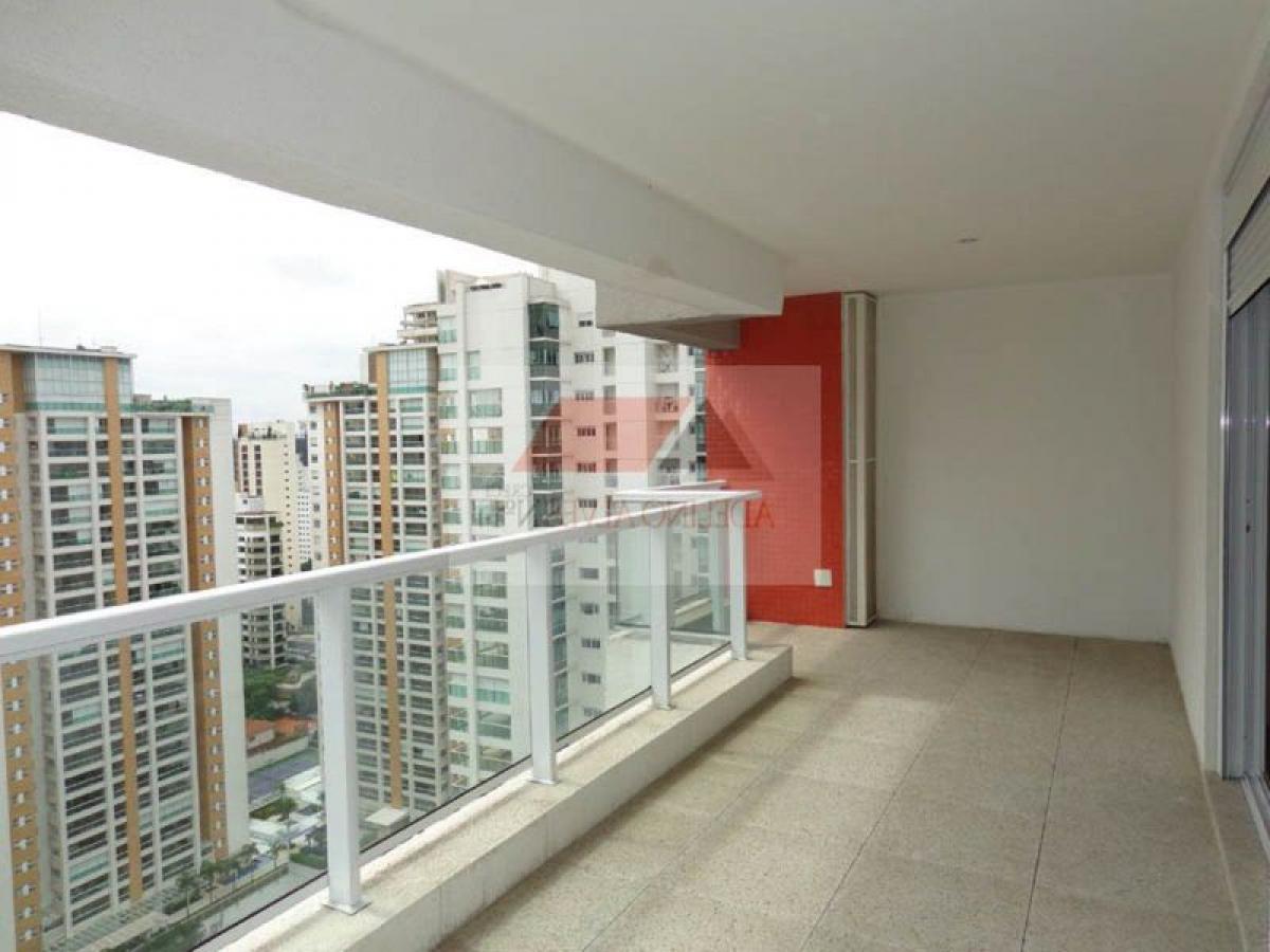 Studio in Sao Paulo, Brazil No. 583853