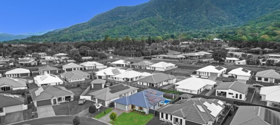 4 bedrooms House in Redlynch, Australia No. 59 2